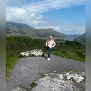 Meet your Posher, Elizabeth